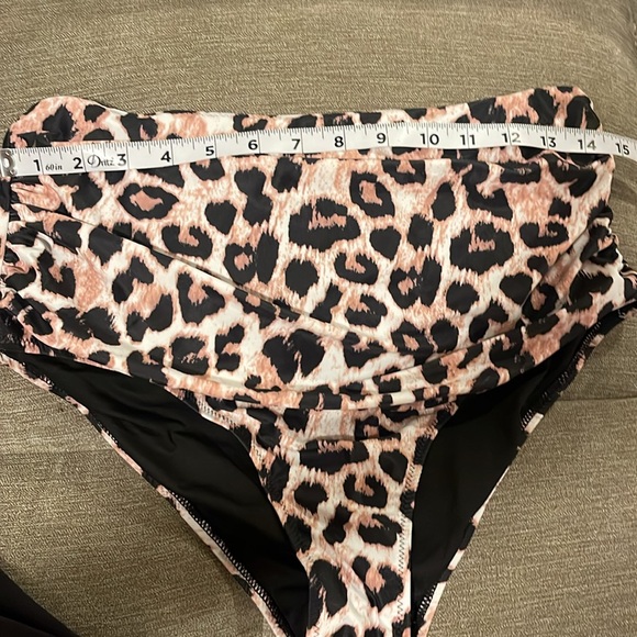 Shade and shore orange/cheetah bikini set - Picture 8 of 10